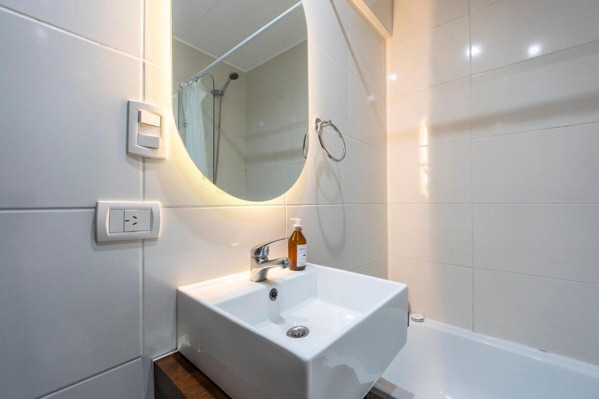 Luminoso Y Funcional Estudio En Crespo Movistar Arena Appartement *